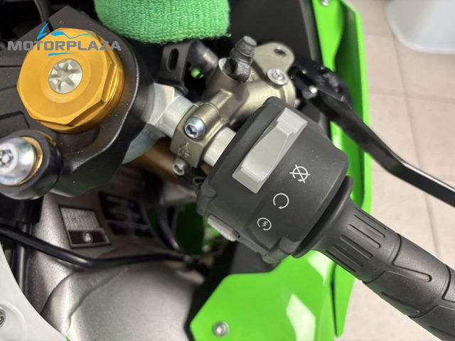 kawasaki - ninja-zx-10r-40th-anniversary-edition