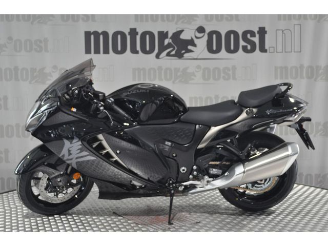 suzuki - gsx-r-1300-hayabusa