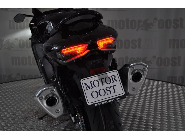 suzuki - gsx-r-1300-hayabusa