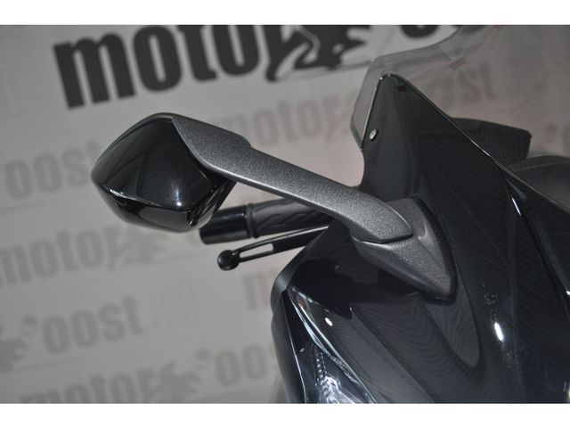 suzuki - gsx-r-1300-hayabusa