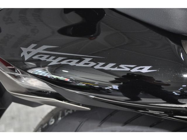 suzuki - gsx-r-1300-hayabusa