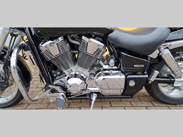 honda - vtx-1800-retro