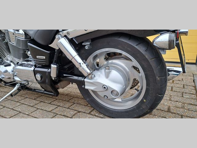 honda - vtx-1800-retro