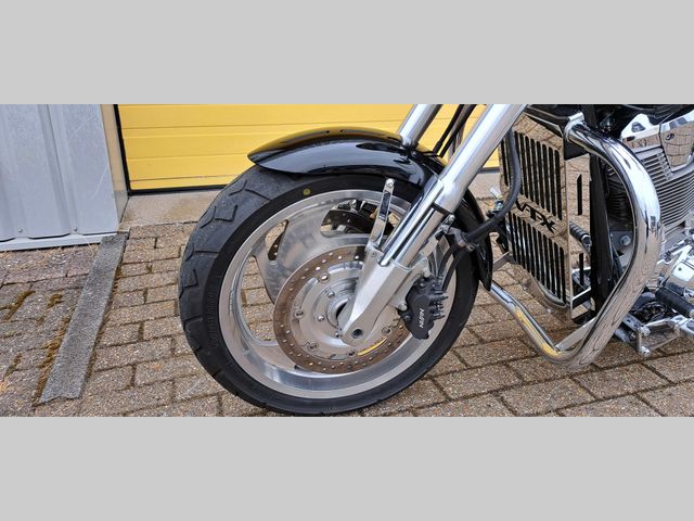 honda - vtx-1800-retro