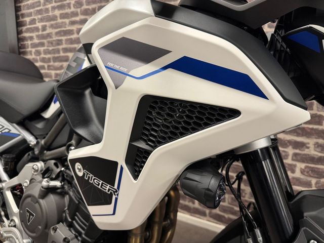 triumph - tiger-1200-gt