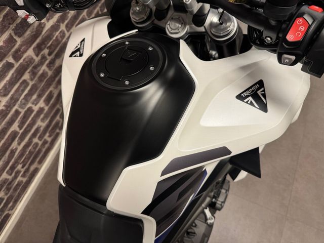 triumph - tiger-1200-gt