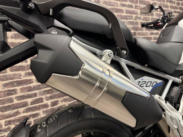 triumph - tiger-1200-gt