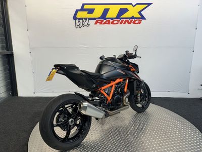 KTM 1390 SUPER DUKE R EVO – foto 4