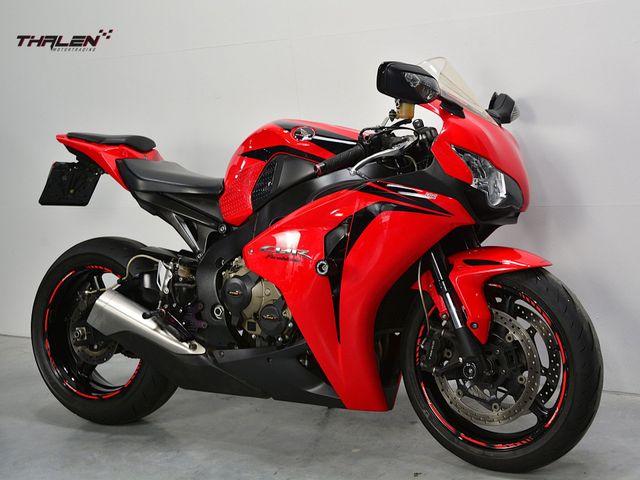honda - cbr-1000-rr-fireblade