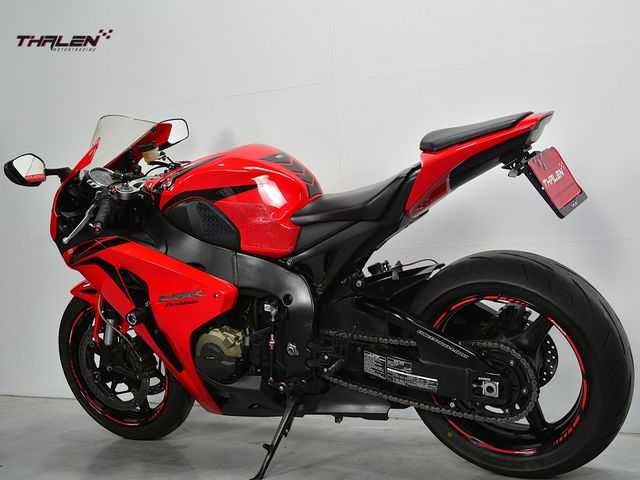 honda - cbr-1000-rr-fireblade