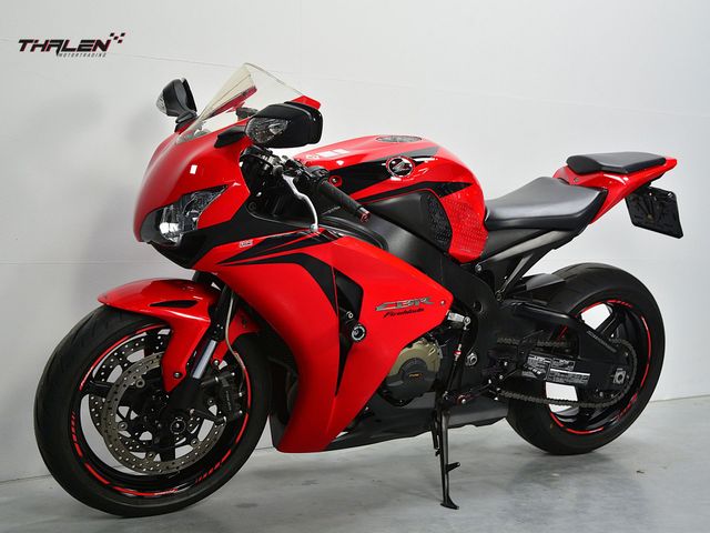 honda - cbr-1000-rr-fireblade