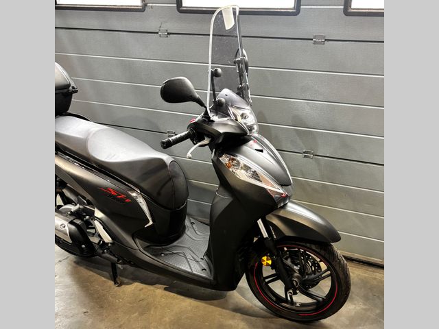 honda - sh-300i---abs
