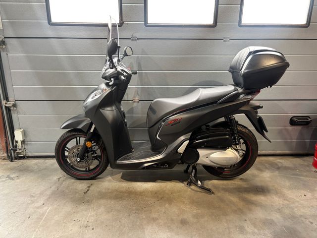 honda - sh-300i---abs