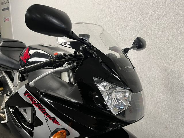 honda - cbr-900-rr-fireblade