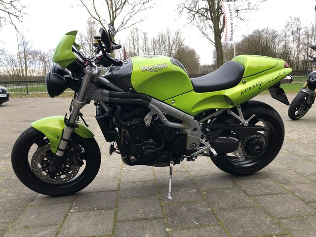 triumph - 955-i-speed-triple
