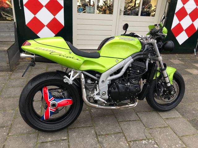 triumph - 955-i-speed-triple