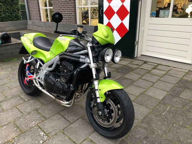 triumph - 955-i-speed-triple