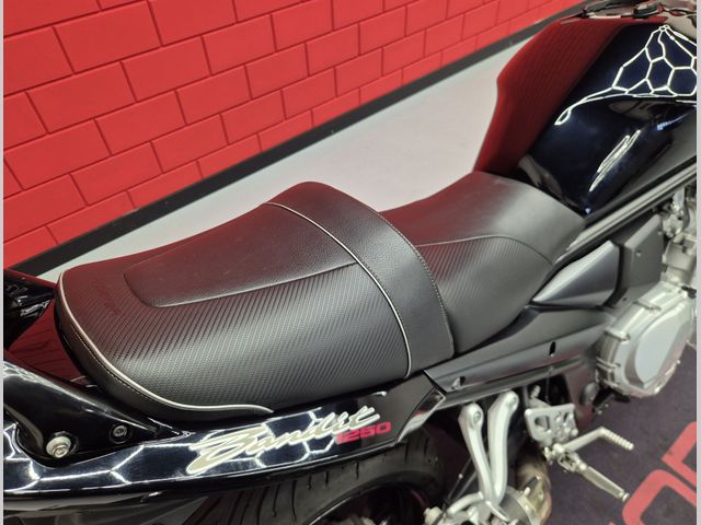 suzuki - gsx-1250-fa