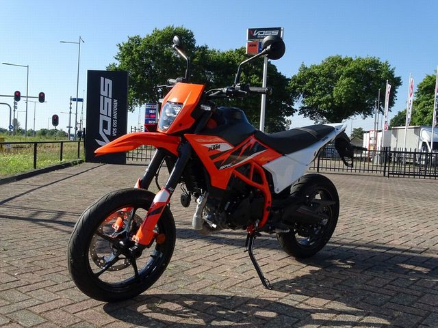 ktm - 125-smc-r