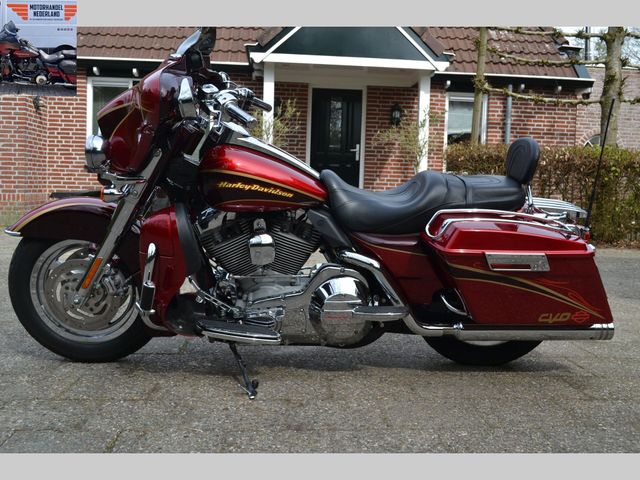 harley-davidson - electra-glide-screamin-eagle-flhtcse