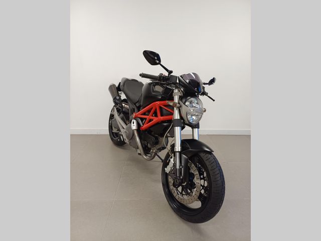 ducati - monster-696