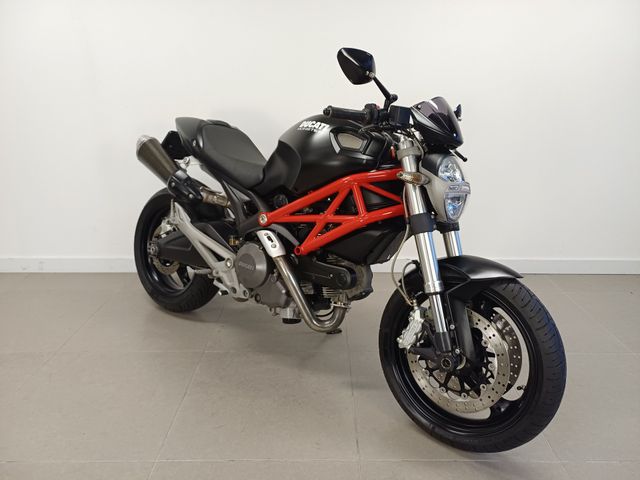 ducati - monster-696