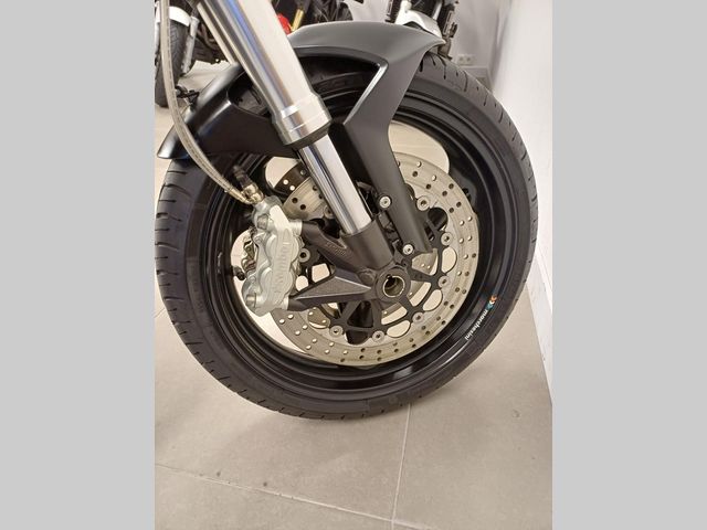 ducati - monster-696