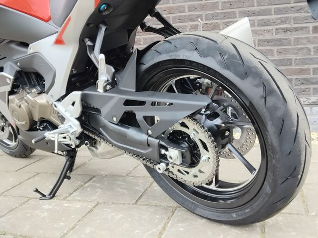 QJMOTOR - srk-600-rs
