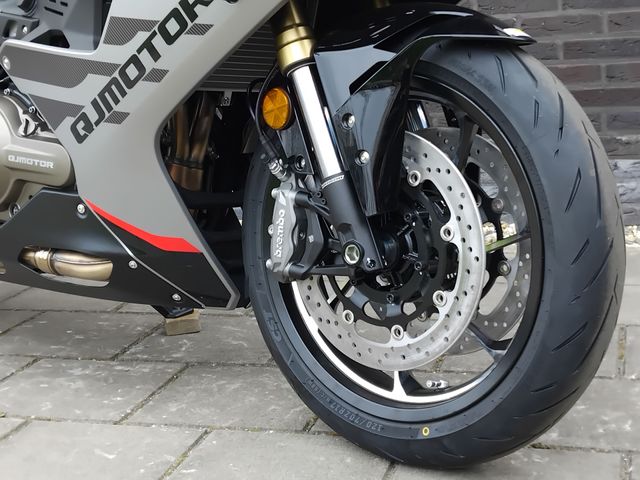 QJMOTOR - srk-600-rs