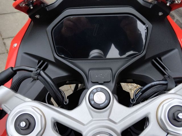 QJMOTOR - srk-600-rs