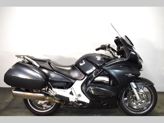 honda - st-1300-pan-european-abs