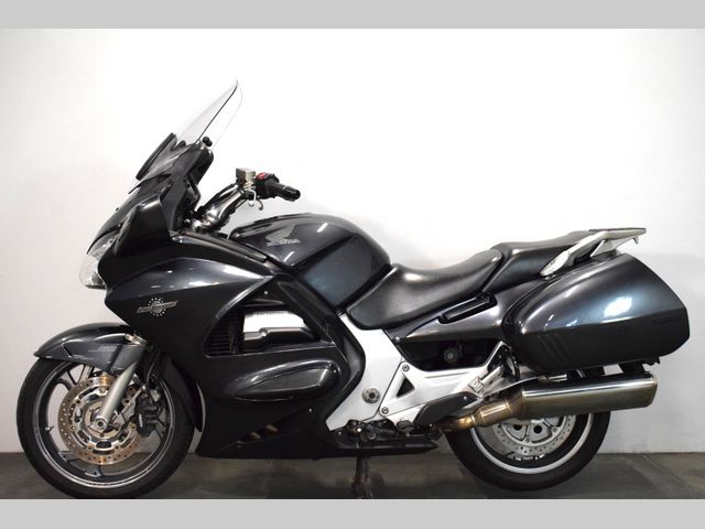 honda - st-1300-pan-european-abs