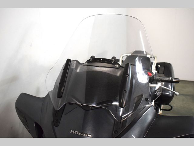 honda - st-1300-pan-european-abs