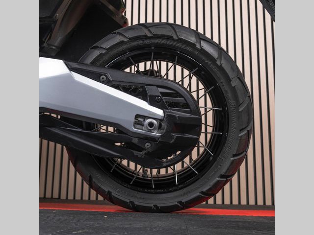 honda - x-adv