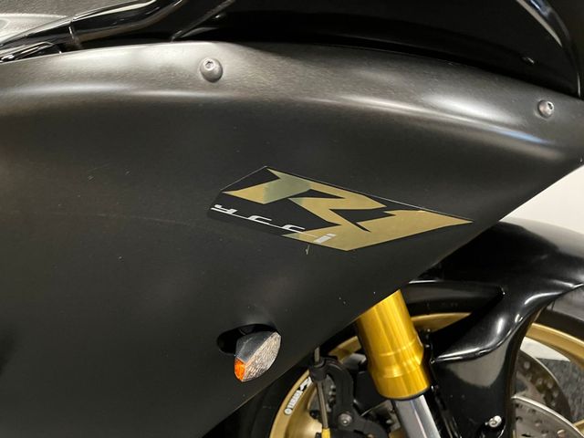 yamaha - yzf-r1