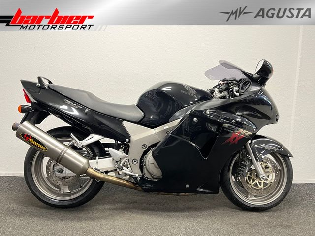 honda - cbr-1100--xx-super-blackbird