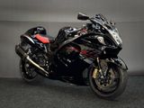 SUZUKI GSX-R 1300 HAYABUSA