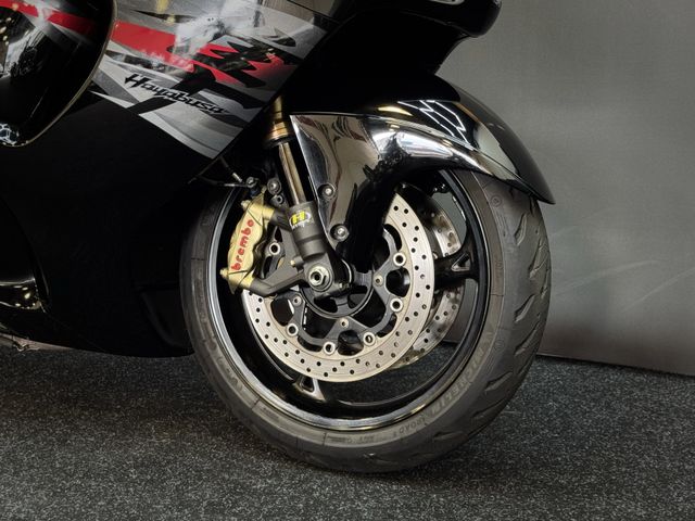 suzuki - gsx-r-1300-hayabusa