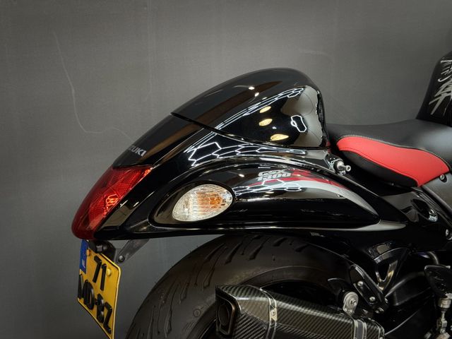 suzuki - gsx-r-1300-hayabusa