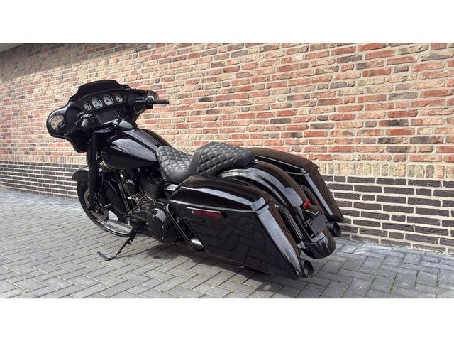 harley-davidson - cvo-street-glide