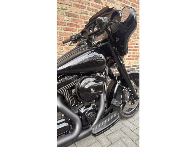 harley-davidson - cvo-street-glide