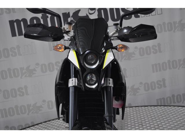 ktm - 690-duke