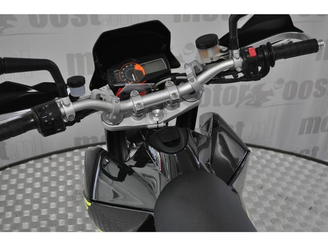 ktm - 690-duke