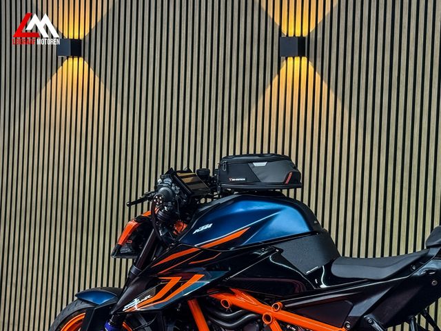 ktm - 1290-super-duke-r-evo