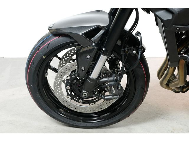 kawasaki - z900-performance