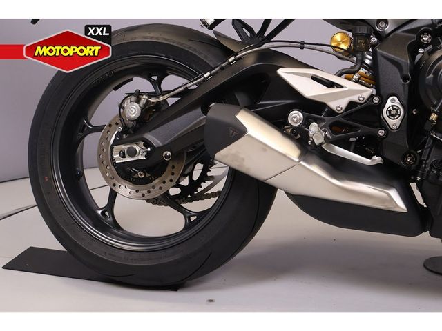 triumph - street-triple-rs