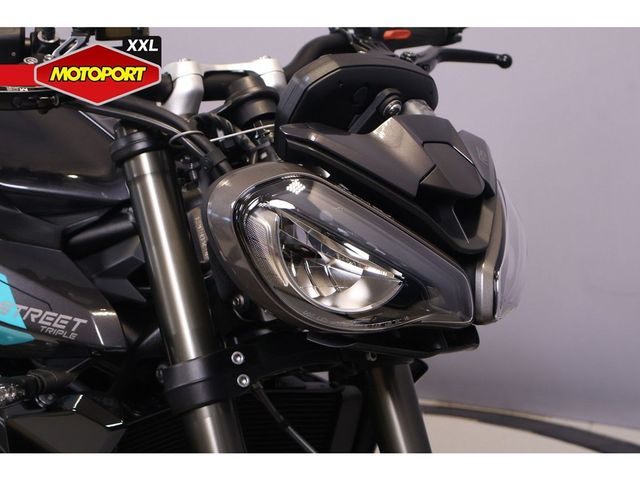 triumph - street-triple-rs