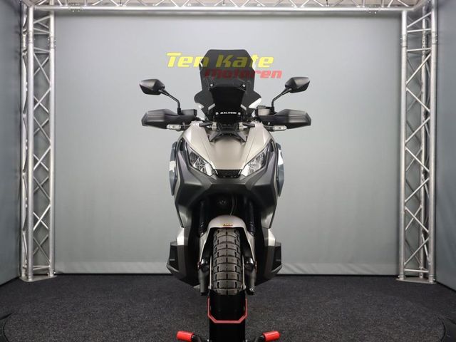 honda - x-adv