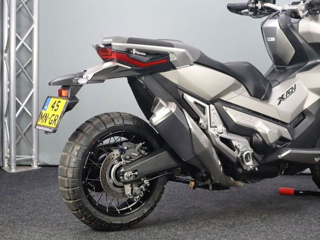 honda - x-adv