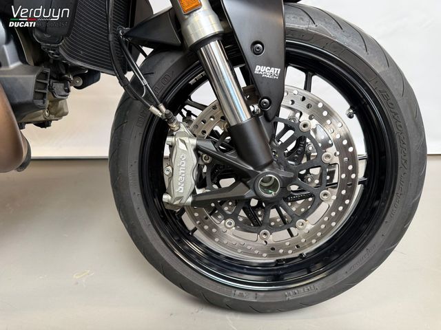 ducati - monster-821-dark